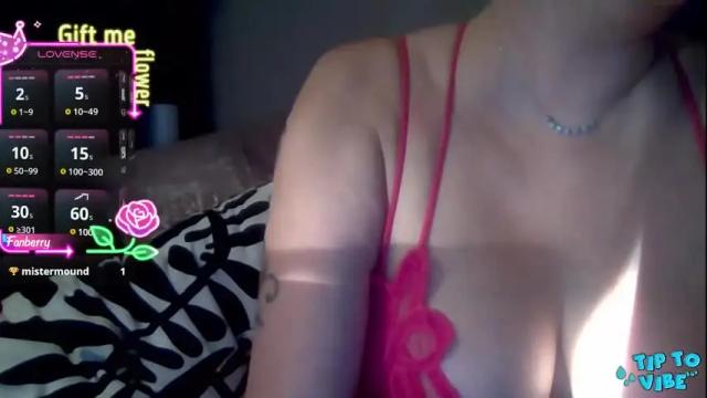 Image 7 of solesticia Stream on Chaturbate on 2 months ago