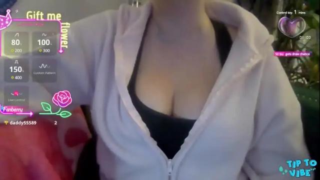 Image 6 of solesticia Stream on Chaturbate on 1 month ago