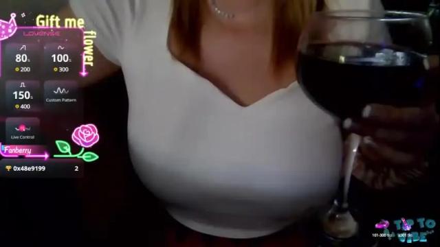 Image 3 of solesticia Stream on Chaturbate on 1 month ago