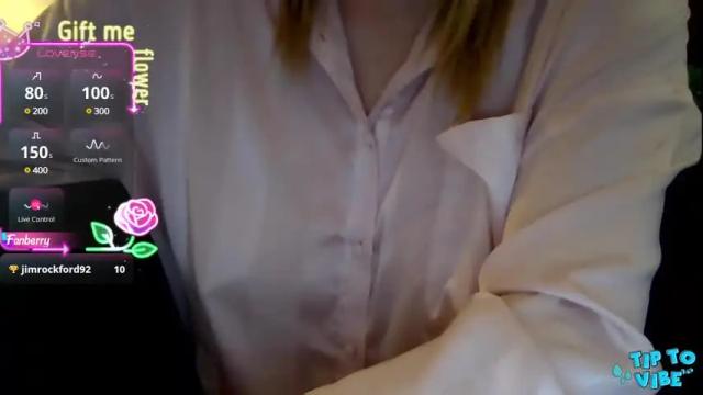 Image 3 of solesticia Stream on Chaturbate on 1 month ago