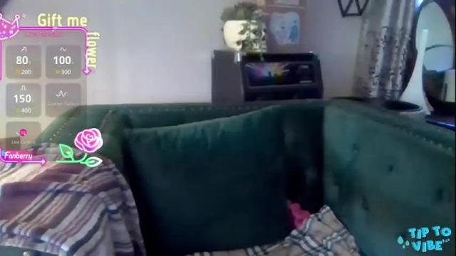Image 3 of solesticia Stream on Chaturbate on 25 days ago