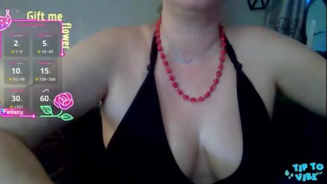 Image 8 of solesticia Stream on Chaturbate on 25 days ago