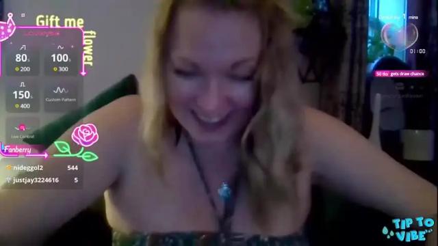 Image 6 of solesticia Stream on Chaturbate on 22 days ago