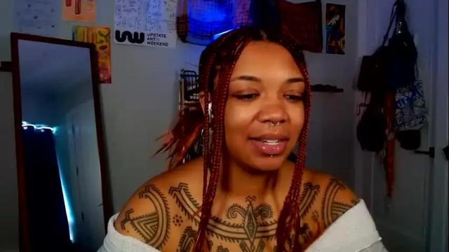 Image 2 of solifaye Stream on Chaturbate on 4 months ago