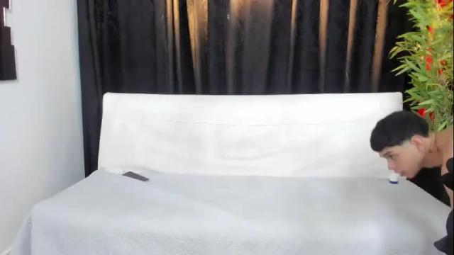 Image 12 of someone_sweet Stream on Chaturbate on 1 month ago