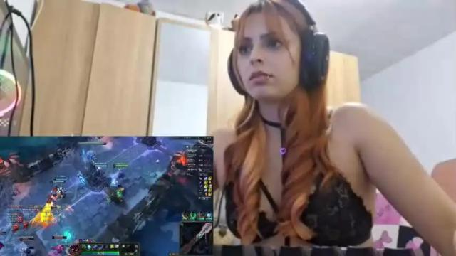 Image 12 of sommer_sexy Stream on Chaturbate on 19 months ago