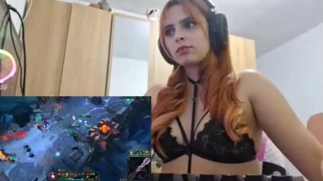 Thumbnail 2, sommer_sexy's Stream at Chaturbate, 16 months ago