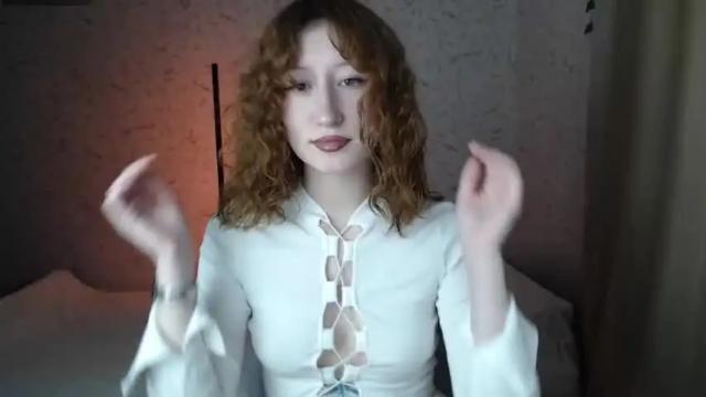 Image 3 of sona_moon Stream on Chaturbate on 13 months ago