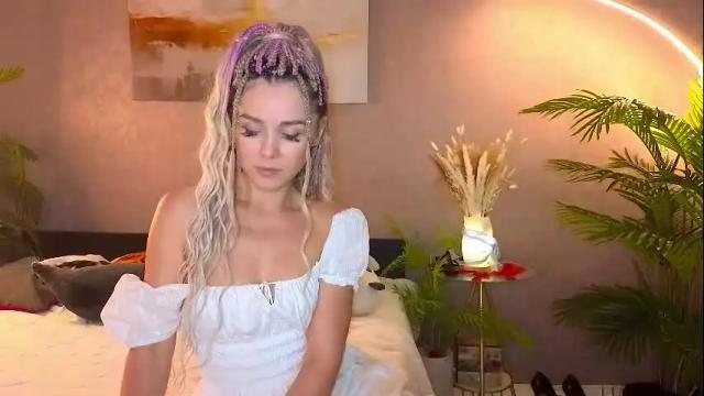 Image 8 of sonasprint Stream on Chaturbate on 29 days ago