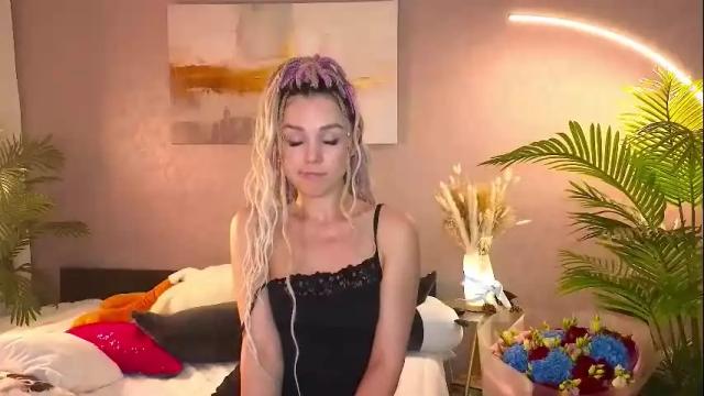 Image 11 of sonasprint Stream on Chaturbate on 12 days ago