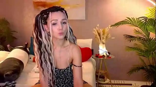 Image 12 of sonasprint Stream on Chaturbate on 5 days ago