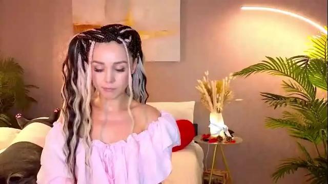 Image 6 of sonasprint Stream on Chaturbate on 5 days ago