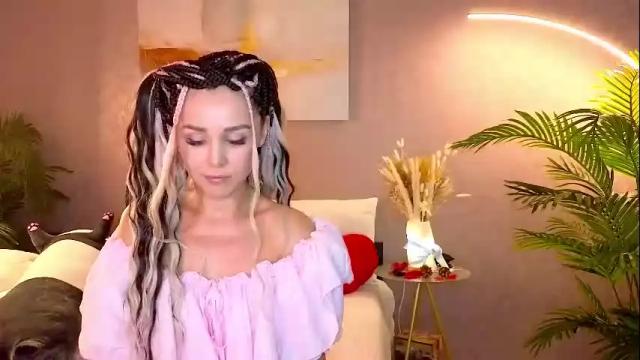 Image 7 of sonasprint Stream on Chaturbate on 5 days ago