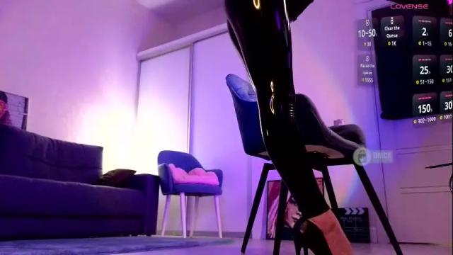 Image 6 of sonia__rose Stream on Chaturbate on 5 days ago