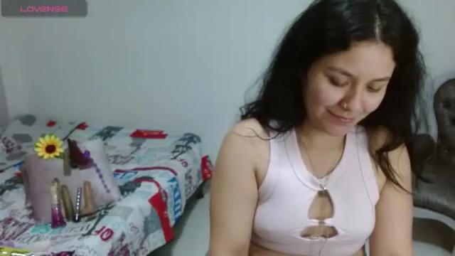 Image 6 of soniacuminass Stream on Chaturbate on 16 months ago