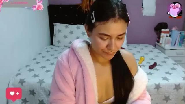 Image 2 of soniafuckboobs Stream on Chaturbate on 16 days ago