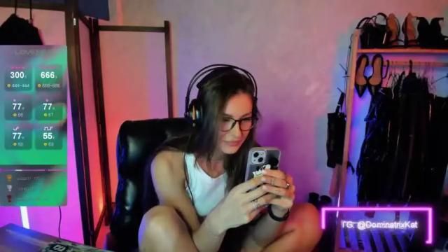 Image 4 of sonyaspark Stream on Chaturbate on 19 months ago