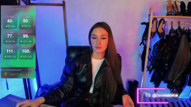 Image 3 of sonyaspark Stream on Chaturbate on 18 months ago