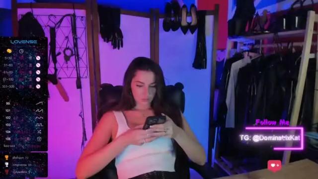 Image 12 of sonyaspark Stream on Chaturbate on 12 months ago