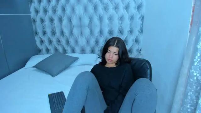 Image 10 of soohyunlee Stream on Chaturbate on 16 months ago