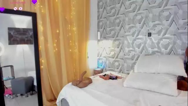 Image 7 of sophi_01 Stream on Chaturbate on 2 months ago