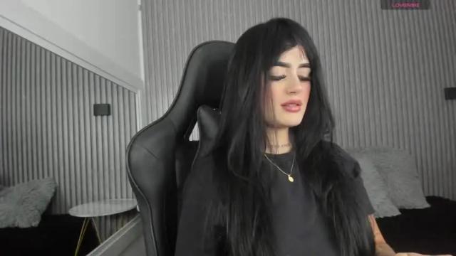 Thumbnail 1, sophi_carter's Stream at Chaturbate, 14 months ago