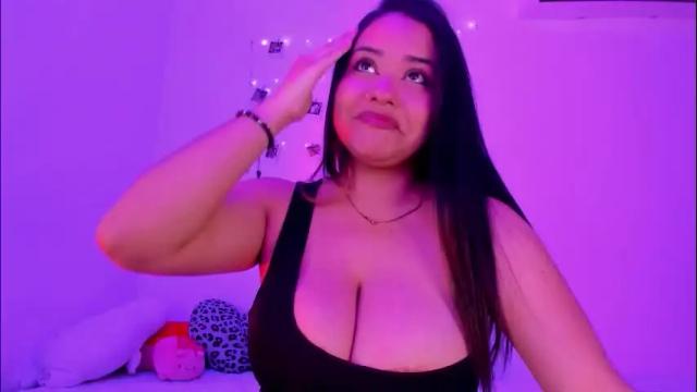 Thumbnail 1, sophi_moon1's Stream at Chaturbate, 2 months ago