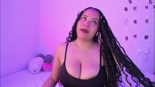 Thumbnail 1, sophi_moon1's Stream at Chaturbate, 1 month ago