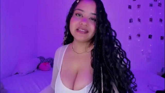 Thumbnail 2, sophi_moon1's Stream at Chaturbate, 1 month ago