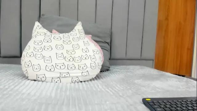Image 2 of sophia__arenas Stream on Chaturbate on 1 month ago