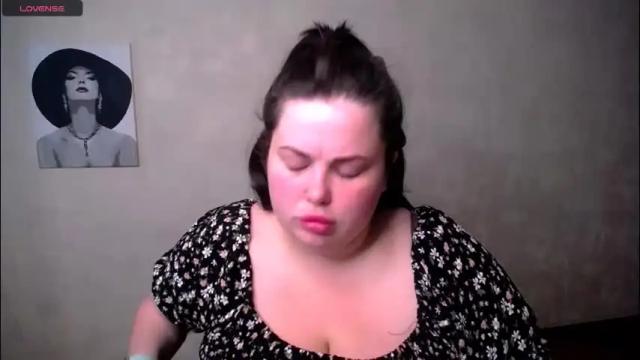 Image 7 of sophia__olsen Stream on Chaturbate on 2 months ago