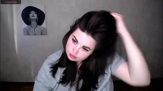 Image 2 of sophia__olsen Stream on Chaturbate on 1 month ago