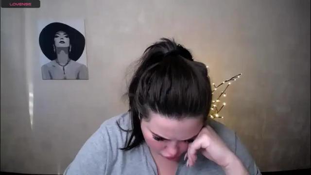 Image 10 of sophia__olsen Stream on Chaturbate on 1 month ago