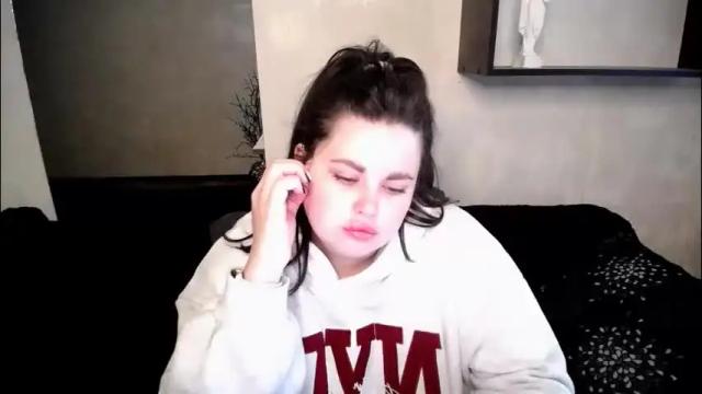 Image 11 of sophia__olsen Stream on Chaturbate on 4 days ago