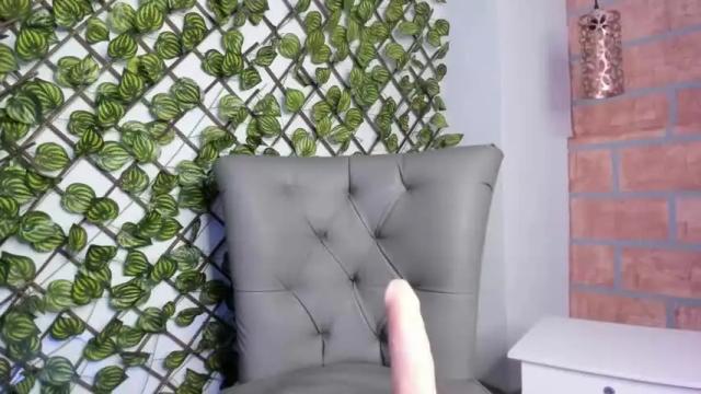 Image 12 of sophia__r Stream on Chaturbate on 13 months ago