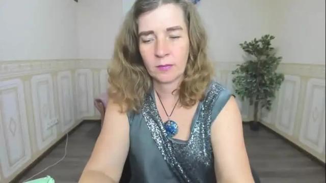 Image 2 of sophia_boone Stream on Chaturbate on 13 months ago