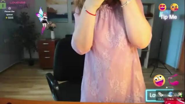 Image 2 of sophia_boone Stream on Chaturbate on 1 month ago