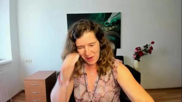 Image 6 of sophia_boone Stream on Chaturbate on 1 month ago