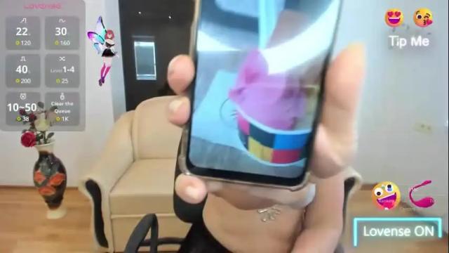 Image 2 of sophia_boone Stream on Chaturbate on 1 month ago