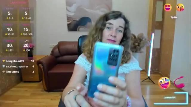 Image 11 of sophia_boone Stream on Chaturbate on 26 days ago