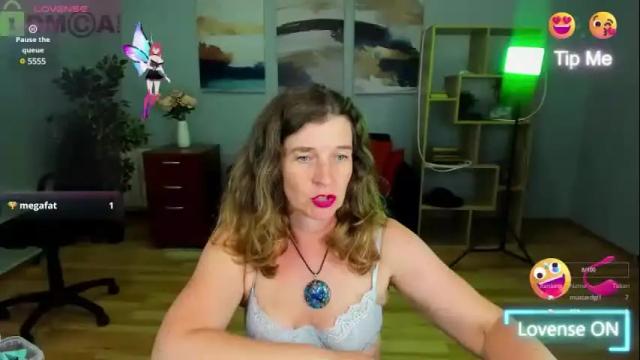Image 12 of sophia_boone Stream on Chaturbate on 25 days ago