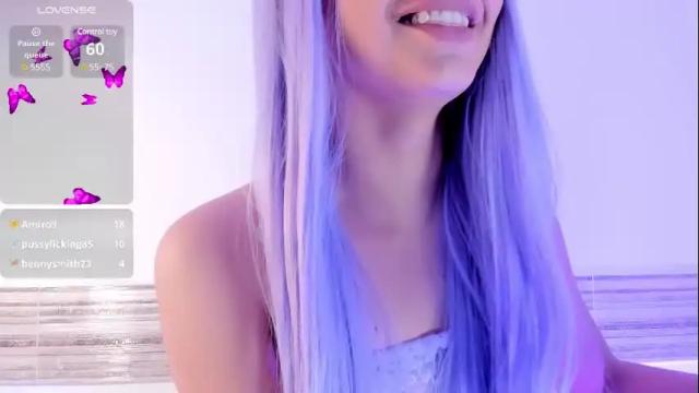 Image 10 of sophia_cambpell Stream on Chaturbate on 1 month ago