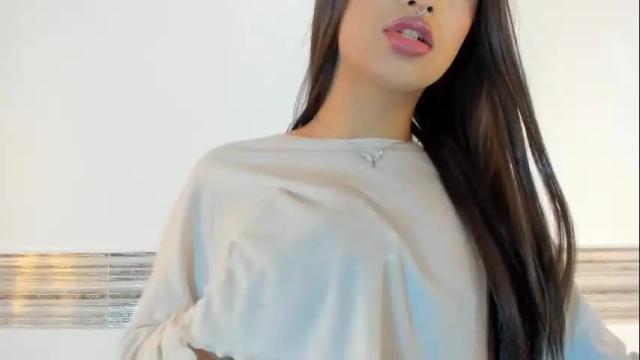Image 8 of sophia_cambpell Stream on Chaturbate on 13 days ago