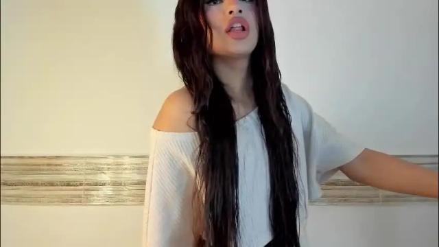 Image 3 of sophia_cambpell Stream on Chaturbate on 5 days ago