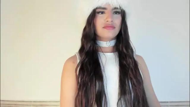 Image 10 of sophia_cambpell Stream on Chaturbate on 2 months ago