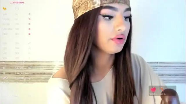 Image 4 of sophia_cambpell Stream on Chaturbate on 1 month ago