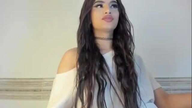 Image 3 of sophia_cambpell Stream on Chaturbate on 1 month ago