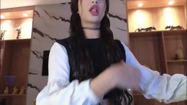 Image 3 of sophia_cambpell Stream on Chaturbate on 1 month ago