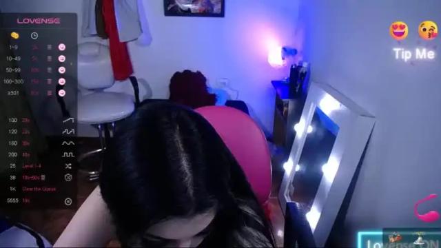 Image 10 of sophia_dk Stream on Chaturbate on 13 months ago