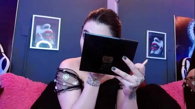 Image 4 of sophia_dk Stream on Chaturbate on 1 month ago